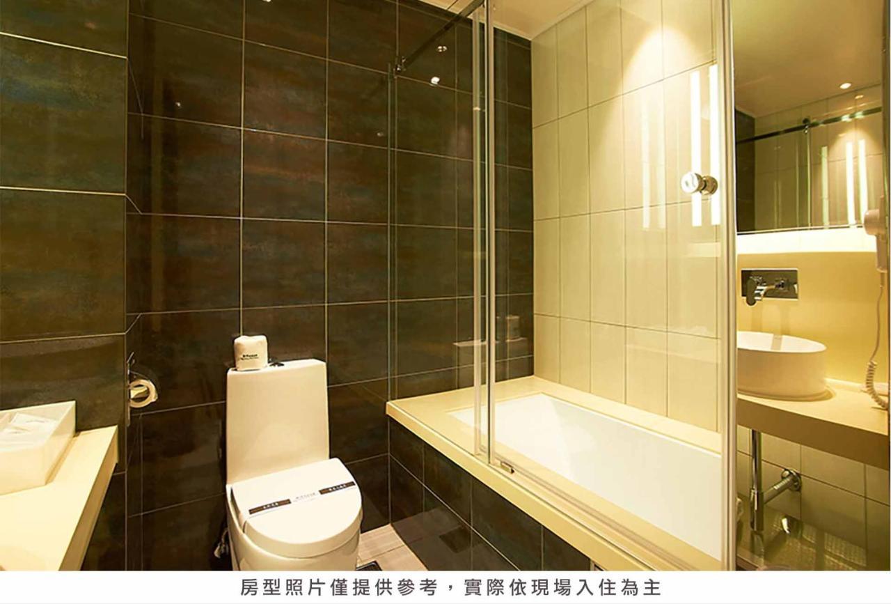 Royal Group Hotel Bo Ai Branch Kaohsiung Exterior photo